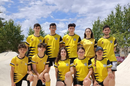 Equipo de Roling Lemons que participará en el Campeonato de España Skate Cross.