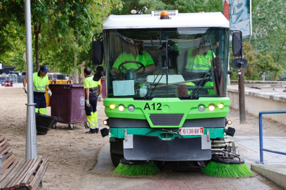 Barredora actual del Servicio Municipal de Limpieza del Ayuntamiento de Valladolid.