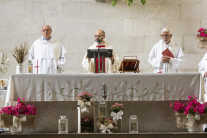 La primera misa de Diego Lorenzo (O.P.) en la Iglesia del Colegio de Nuestra Señora del Rosario (Valladolid).