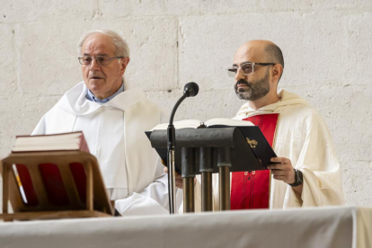 La primera misa de Diego Lorenzo (O.P.) en la Iglesia del Colegio de Nuestra Señora del Rosario (Valladolid).