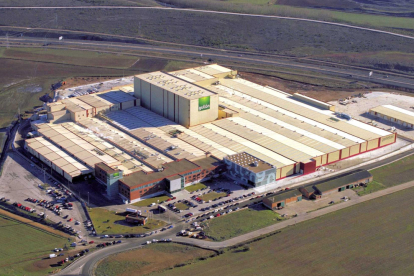 Vista aérea de la fábrica de Galletas Gullón en Aguilar de Campoo (Palencia)