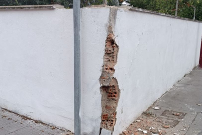 El muro después del accidente