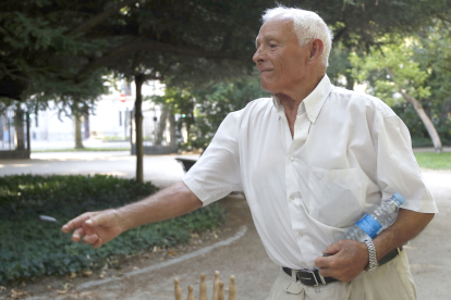 Jornada de juegos tradicionales por el Día de los Abuelos en el Campo Grande