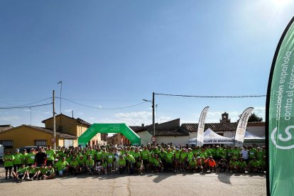 IV Marcha Entretapiales contra el Cáncer en Barcial de la Loma