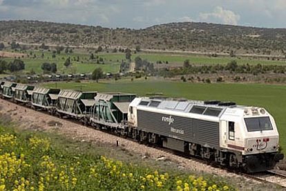 Tren de mercancías de Renfe en una imagen de archivo