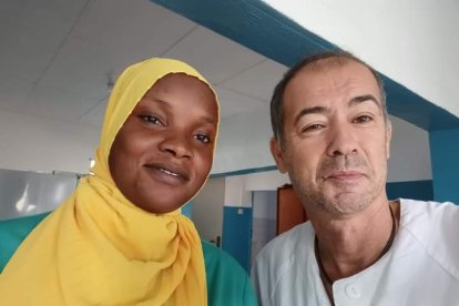 Óscar Martín, médico y voluntario en Gambia