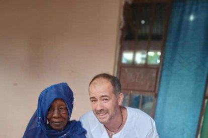 Óscar Martín, médico y voluntario en Gambia