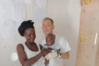 Óscar Martín, médico y voluntario en Gambia