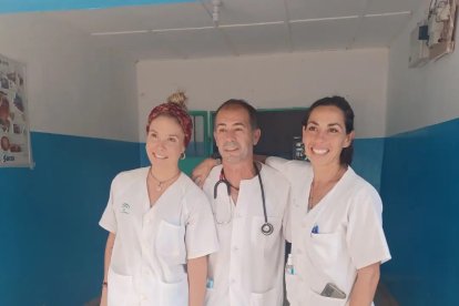 Óscar Martín, médico y voluntario en Gambia