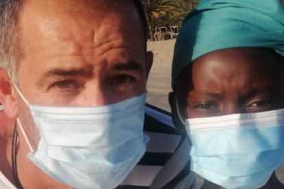 Óscar Martín, médico y voluntario en Gambia