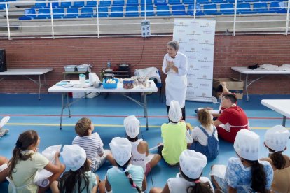 Taller de pan en la Semana Cultural de Renedo de Esgueva.