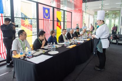 Imagen del I Concurso de Tapas de Kuching, en Malasia.