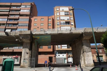 Obras en el viaducto de Arco de Ladrillo