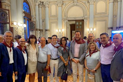 Javier Izquierdo, Luis Vélez, Ana Redondo, José Antonio Otero, Pedro Herrero, Celia García, Óscar Puente, Juan Carlos Hernández, Charo Chávez, Francisco Ferreira y Martín Fernández Antolín.