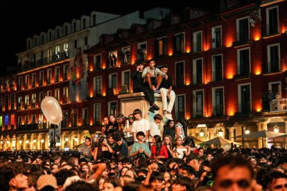 Concierto de Omar Montes en la plaza Mayor de Valladolid