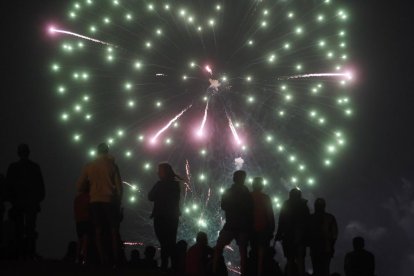 Segunda noche de fuegos en las Fiestas de Valladolid: la mecha sigue prendida