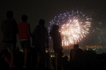 Segunda noche de fuegos en las Fiestas de Valladolid: la mecha sigue prendida