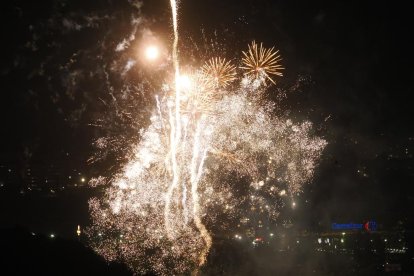 Segunda noche de fuegos en las Fiestas de Valladolid: la mecha sigue prendida