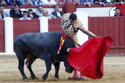 Encerrona de Emilio de Justo con seis toros de Victorino Martín.