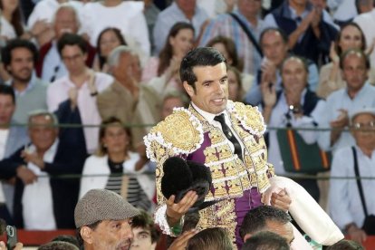 Encerrona de Emilio de Justo con seis toros de Victorino Martín.