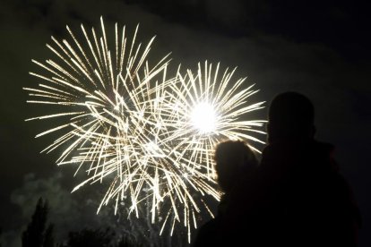 Fuegos artificiales en el paraje del Caño Hondo.