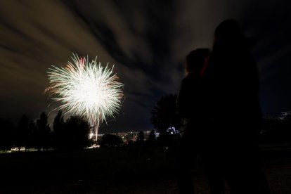 Fuegos artificiales en el paraje del Caño Hondo.