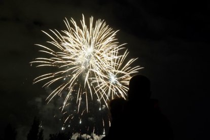 Fuegos artificiales en el paraje del Caño Hondo.