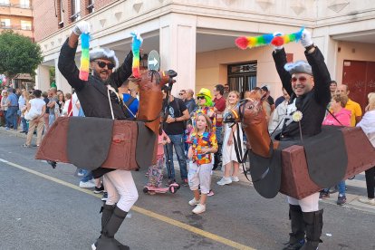 Desfile de peñas de Laguna de Duero.