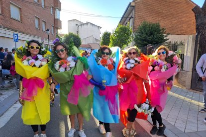 Desfile de peñas de Laguna de Duero.