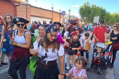 Desfile de peñas de Laguna de Duero.