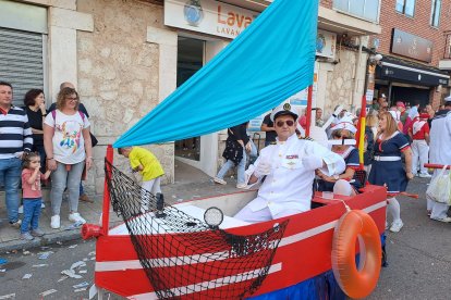 Desfile de peñas de Laguna de Duero.