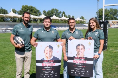 Foto CR El Salvador: Fernando Suárez, Jacobo Ruiz, Facundo Munilla y Beatriz Rivera, en la presentación de la campaña de abonados del Club de Rugby El Salvador para la temporada 2024/25.