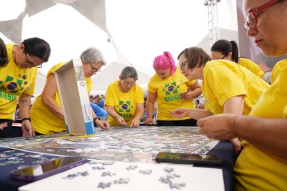 Campeonato Mundial de Puzzles en la Cúpula del Milenio