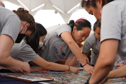 Campeonato Mundial de Puzzles en la Cúpula del Milenio