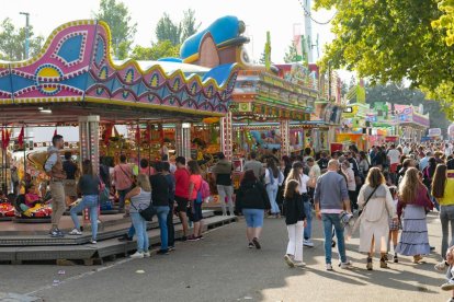 Último día de carruseles en el Real de la Feria de Valladolid.