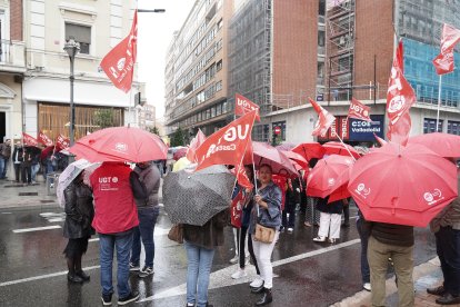 CCOO y UGT se concentran en Valladolid.