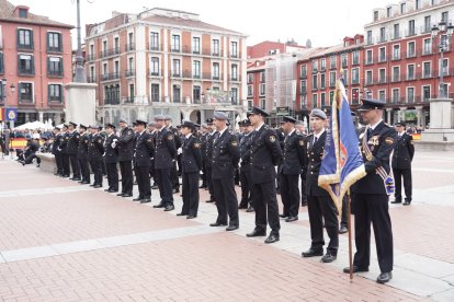 Acto de entrega de la Medalla de Oro de la Ciudad de Valladolid a la Policía Nacional