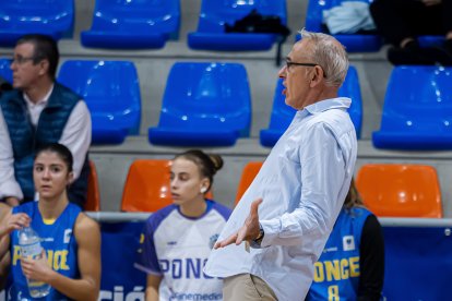 Chuchi Fernández, entrenador de Ponce Valladolid.