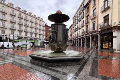 Imagen de la plaza de Fuente Dorada en la actualidad.