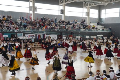 XXV Encuentro Provincial de Folclore en Cigales