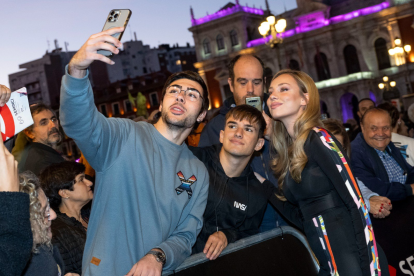 Ester Expósito, junto al público de la Seminci