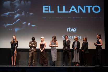 El elenco de ‘El llanto’ en la presentación del film en el Teatro Zorrilla