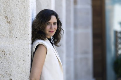 Personalidades que acudirán a la entrega de la Medalla de Oro de las Artes Escénicas en el Teatro Calderón de Valladolid.