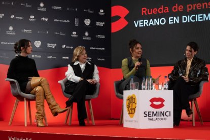 Vicky Luengo, Carmen Machi y y la directora Carolina África en la presentación de 'Verano en diciembre'.