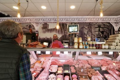 Imagen de la pescadería Carnicería/Charcutería de la calle Miguel Delibes