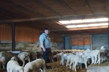 Asier Calleja, uno de los dos pastores que ha realizado el curso de formación en Tierras Altas.