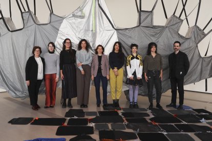 Belén Rodríguez y Laura Fernández, sexta y séptima empezando por la izquierda.