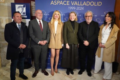 Alfonso Romo, Jesús Julio Carnero, Patricia Conde, Isabel Blanco, Leo Harlem y Alicia Mateos.