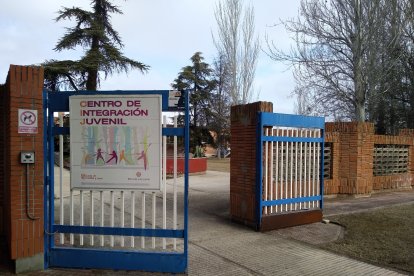 Exterior del centro de integración juvenil de la Diputación de Valladolid.