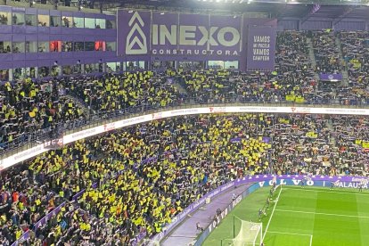 Zorrilla se tiñó de amarillo en protesta a la gestión del presidente Ronaldo
